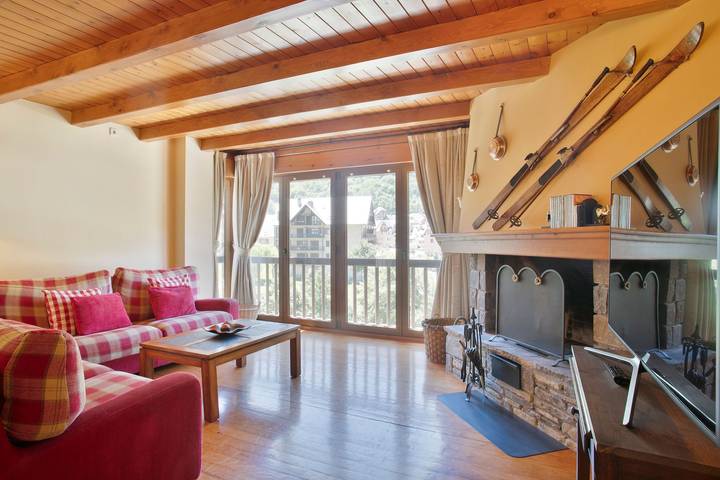 Gîte pour 7 personnes, avec balcon dans Vielha - 3