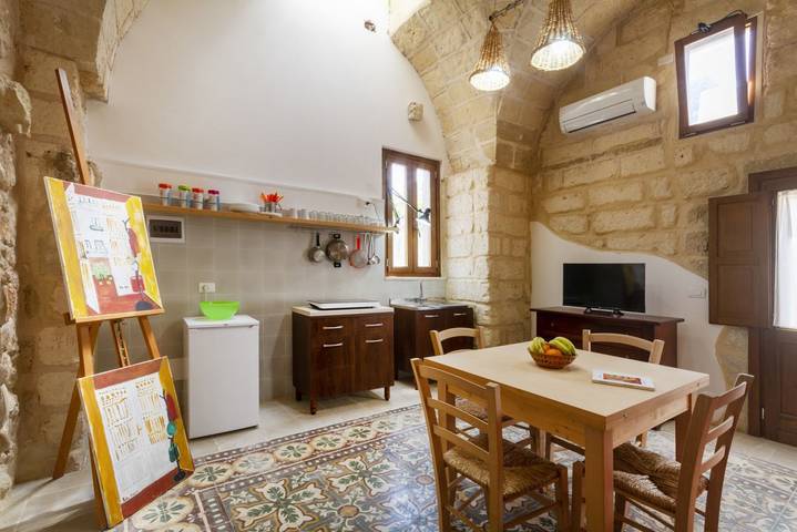 Ganze Wohnung, Ferienwohnung für 2 Personen in Cannole, Lecce Provinz