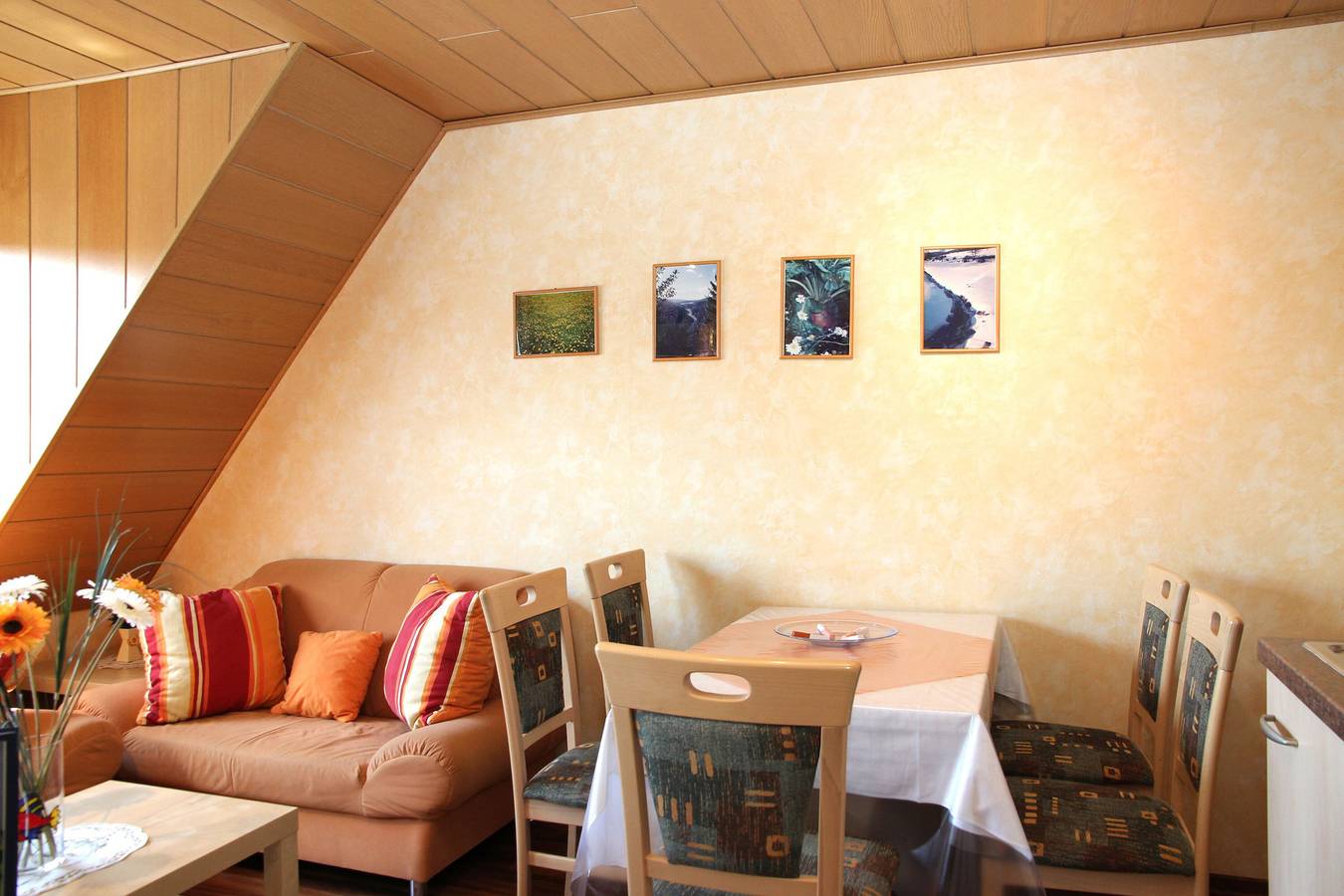 Ganze Wohnung, Apartment 'Mit Garten' mit privater Terrasse, privatem Garten und Wlan in Medebach, Hochsauerlandkreis