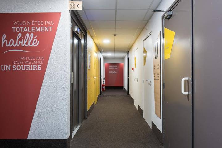 Hôtel pour 2 personnes à Saint-Étienne-du-Rouvray - 4