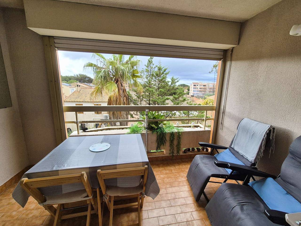 Appartement de vacances entier, Appartement 1 chambre, Wifi, plage à pied, climatisation in Saint-Mandrier-sur-Mer, Côte méditerranéenne (France)