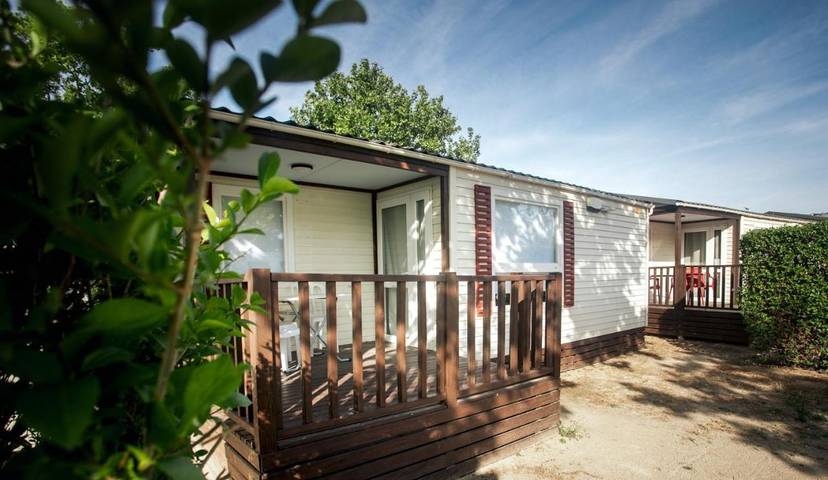 Location de vacances pour 4 personnes, avec piscine et jardin à Saragosse - 2