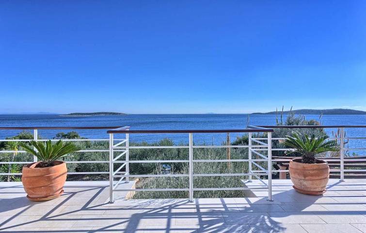 Villa pour 8 personnes, avec vue et jardin dans Vis - 4