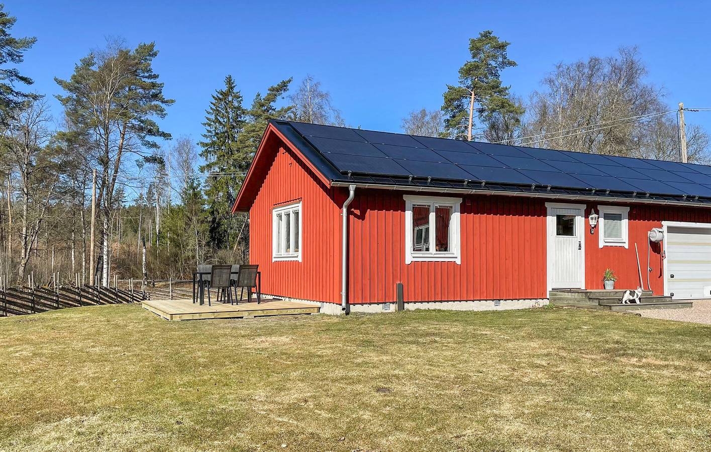 Hus för 6 Personer, med trädgård