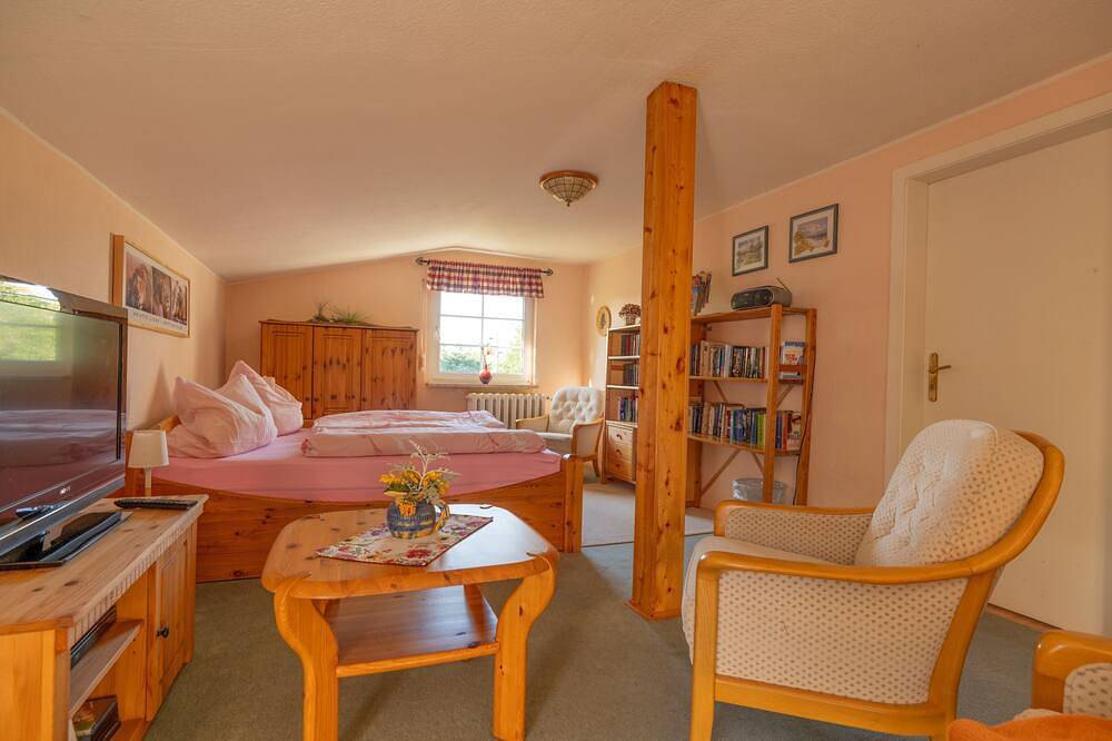 Ganze Wohnung, Ferienwohnung Olhöft mit großem Balkon in Mölschow, Usedomer Norden