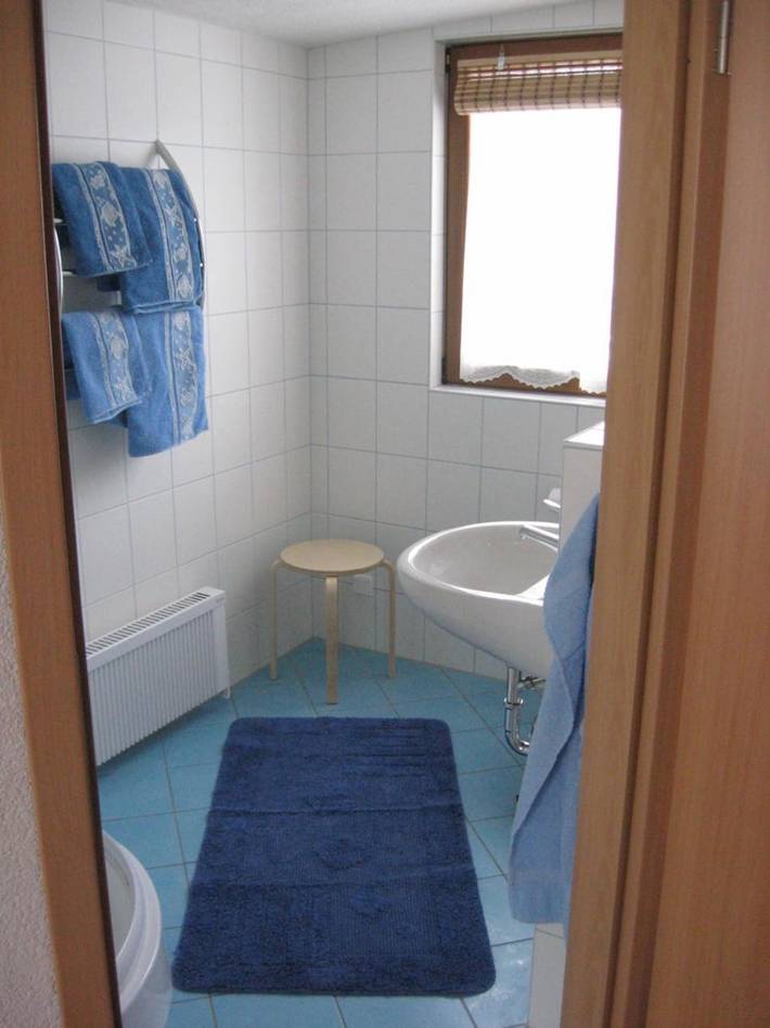 Ferienhaus für 3 Personen, mit Terrasse und Ausblick in Sehmatal - 4