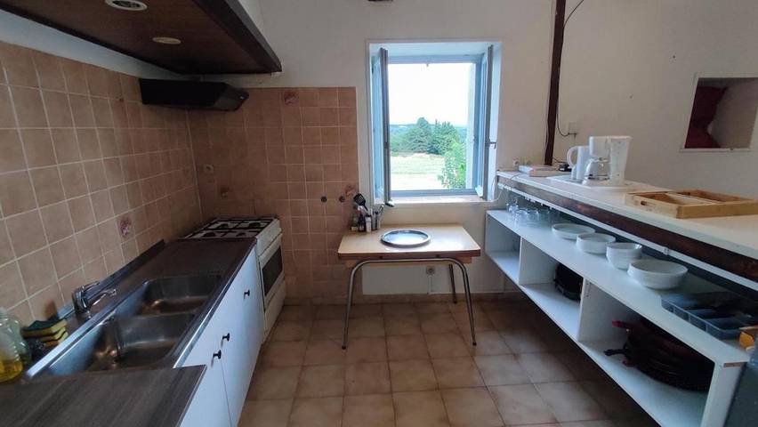 Gîte pour 6 personnes, avec terrasse et vue à Chamaret - 4