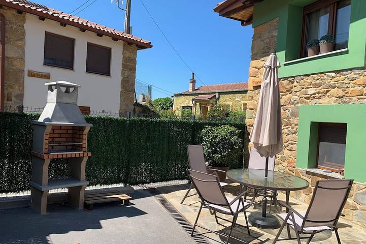 Casa rural para 6 personas, Se admiten mascotas en Valdés 
