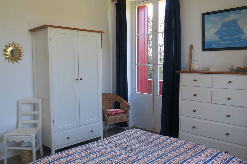 Appartement entier, Un havre de paix en bord de mer: appartement spacieux dans un écrin de verdure in Saint-Georges-de-Didonne, Région de Rochefort
