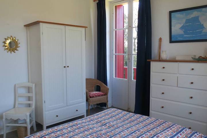 Gîte pour 9 personnes, avec jardin et balcon dans Plage Suzac - 3