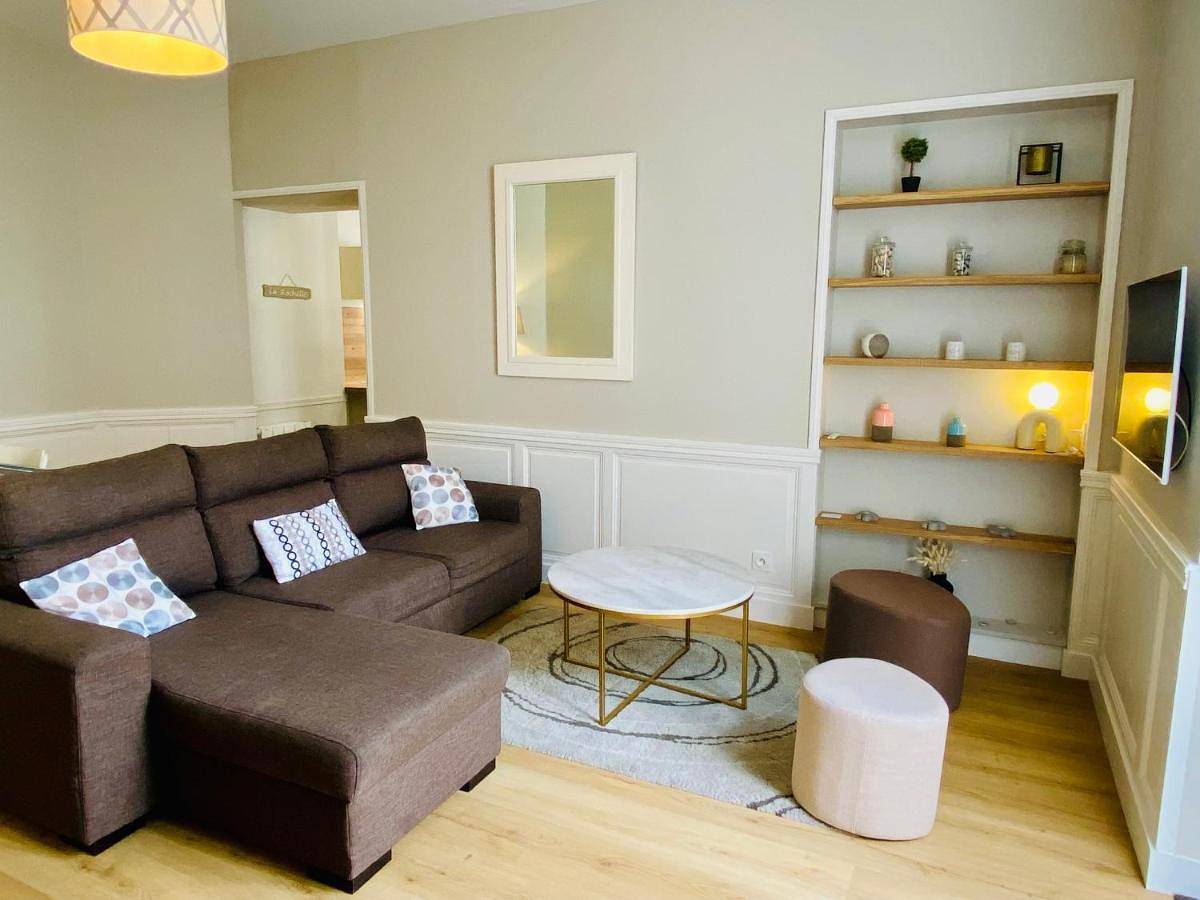 Appartement entier, Le Gîte Du Parc avec parking vieux port et plage au calme in La Rochelle, Région de La Rochelle