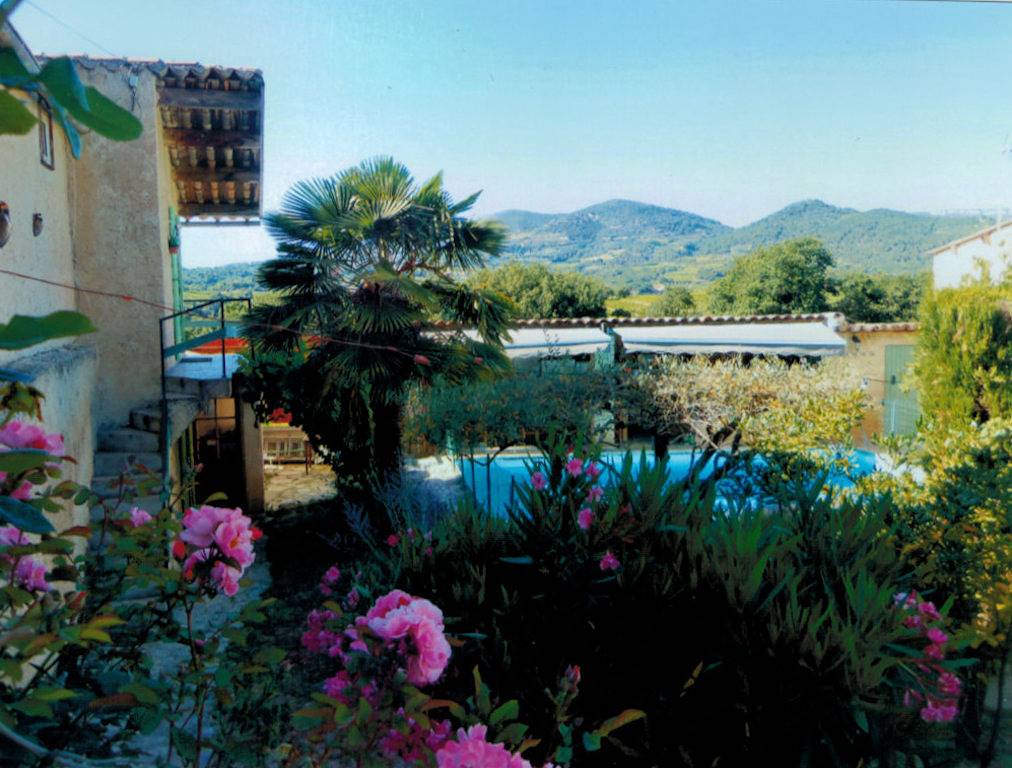L'Oustaou des Vignes - Chambre La Piscine in Mollans-sur-Ouvèze, Région de nyons