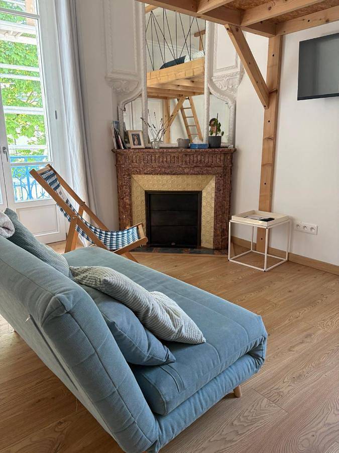 Gîte pour 4 personnes, avec balcon, animaux acceptés dans Centre Culturel Valery Larbaud Vichy