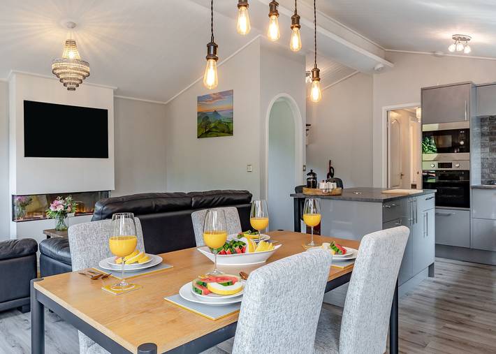 Glamping for 4 people in Peak District
