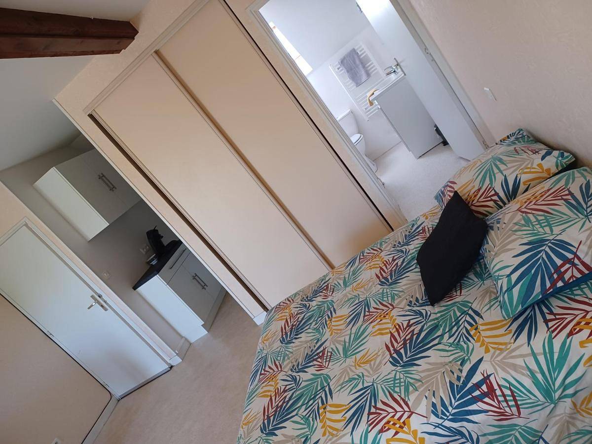 Appartement entier, Studio avec vue sur la Baie in Avranches, Baie du Mont-Saint-Michel