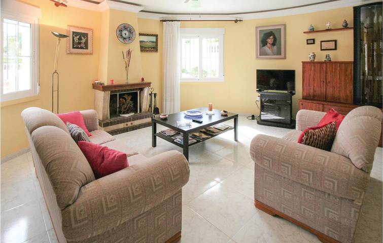 130m² Apartment: WiFi, Parking, Terrace, Pool & Near Leylitaz in El Galan, San Miguel de Salinas