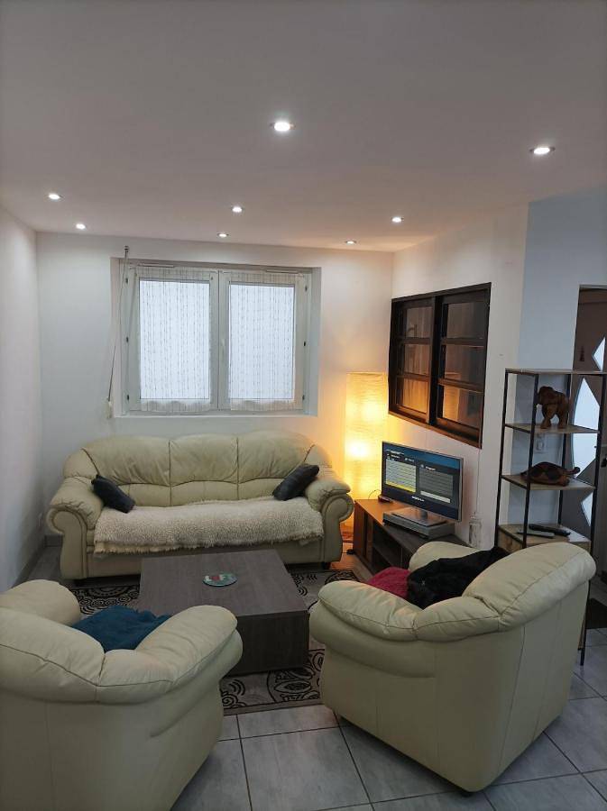 Gîte pour 4 personnes, avec terrasse dans Rosières-en-Santerre