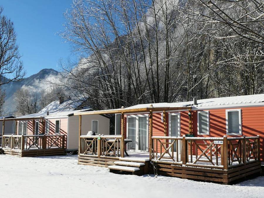 Camping Rcn Belledonne - Chalet 6 personnes - Fourchu in Le Bourg-d'Oisans, Parc national des Écrins