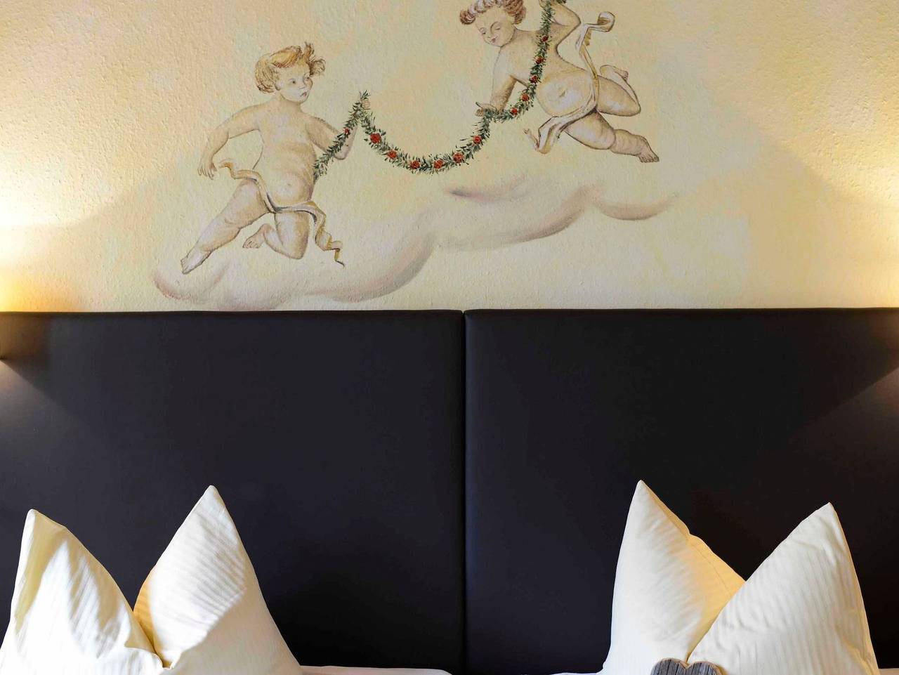 Ganze Ferienwohnung, Alpinrefugium Haus am Anger - Erkerstube im Goldmelissenkleid 1 in Jungholz, Bayerische Alpen