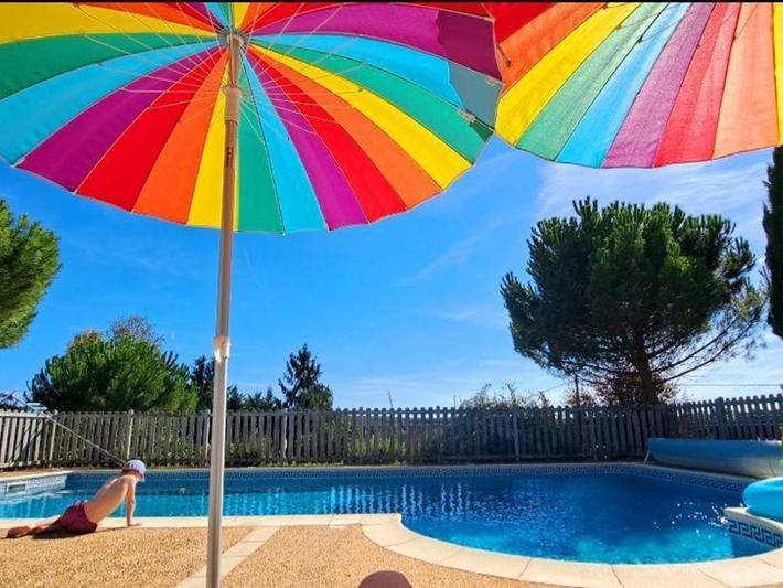 Maison de campagne pour 7 personnes, avec Terrasse et Jardin à Cherveix-Cubas