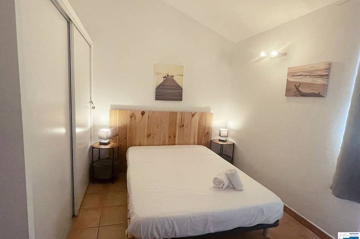 Villa Arbouse - San Ciprianu-Qualité/Prix-Clim-500m plages-Piscine-WIFI-Spa in San Ciprianu, Lecci