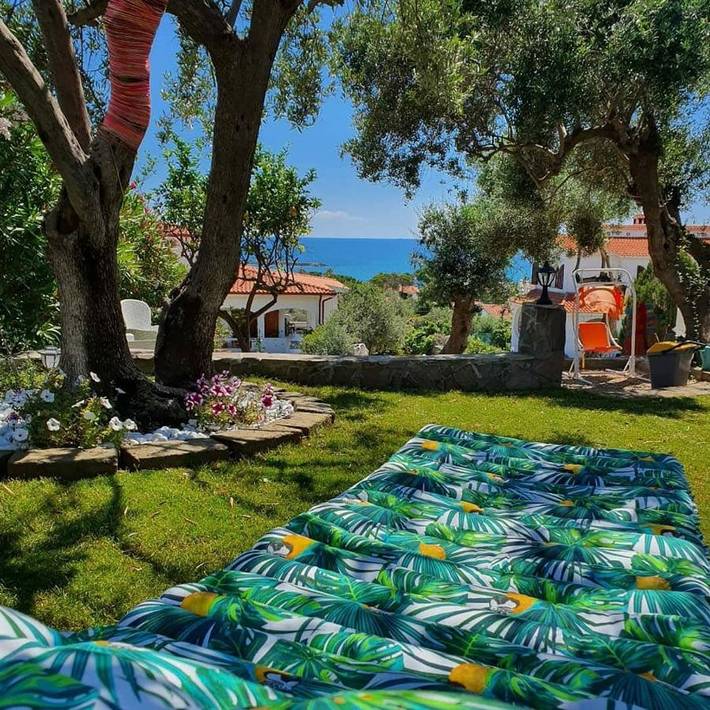Ferienhaus für 6 Personen, mit Garten und Ausblick