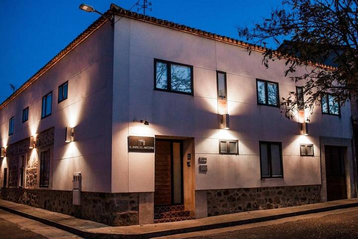 Casa de vacaciones para 17 personas, con Terraza además de Jardín y Piscina en Montes de Toledo - 2