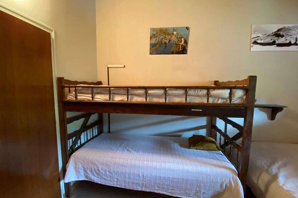 Appartement entier, 2ème étage, vue montagne, balcon, parking, télévision, casier à ski, 40m², Le Grand Bornand in Le Grand-Bornand, Région d'Annecy