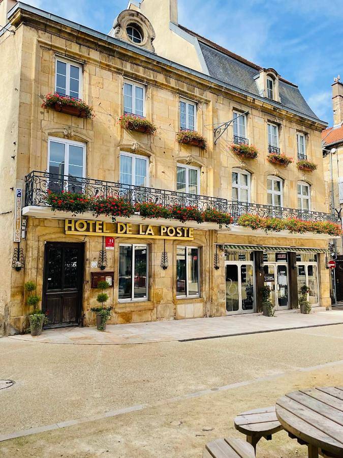Hotel De La Poste in Langres, Haute-Marne