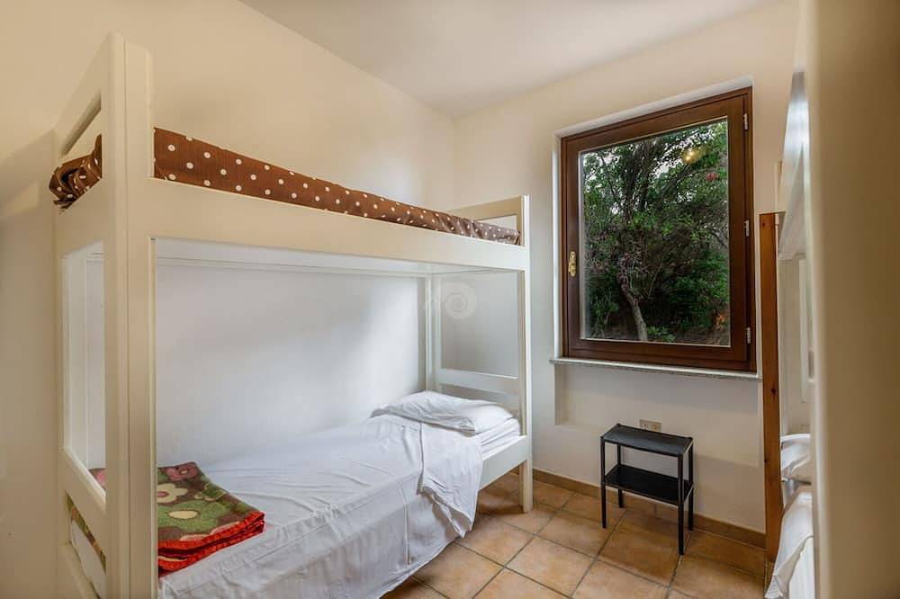 Villa en Costa Paradiso con 2 habitaciones, capacidad 7 in Costa Paradiso, Trinità d'Agultu e Vignola