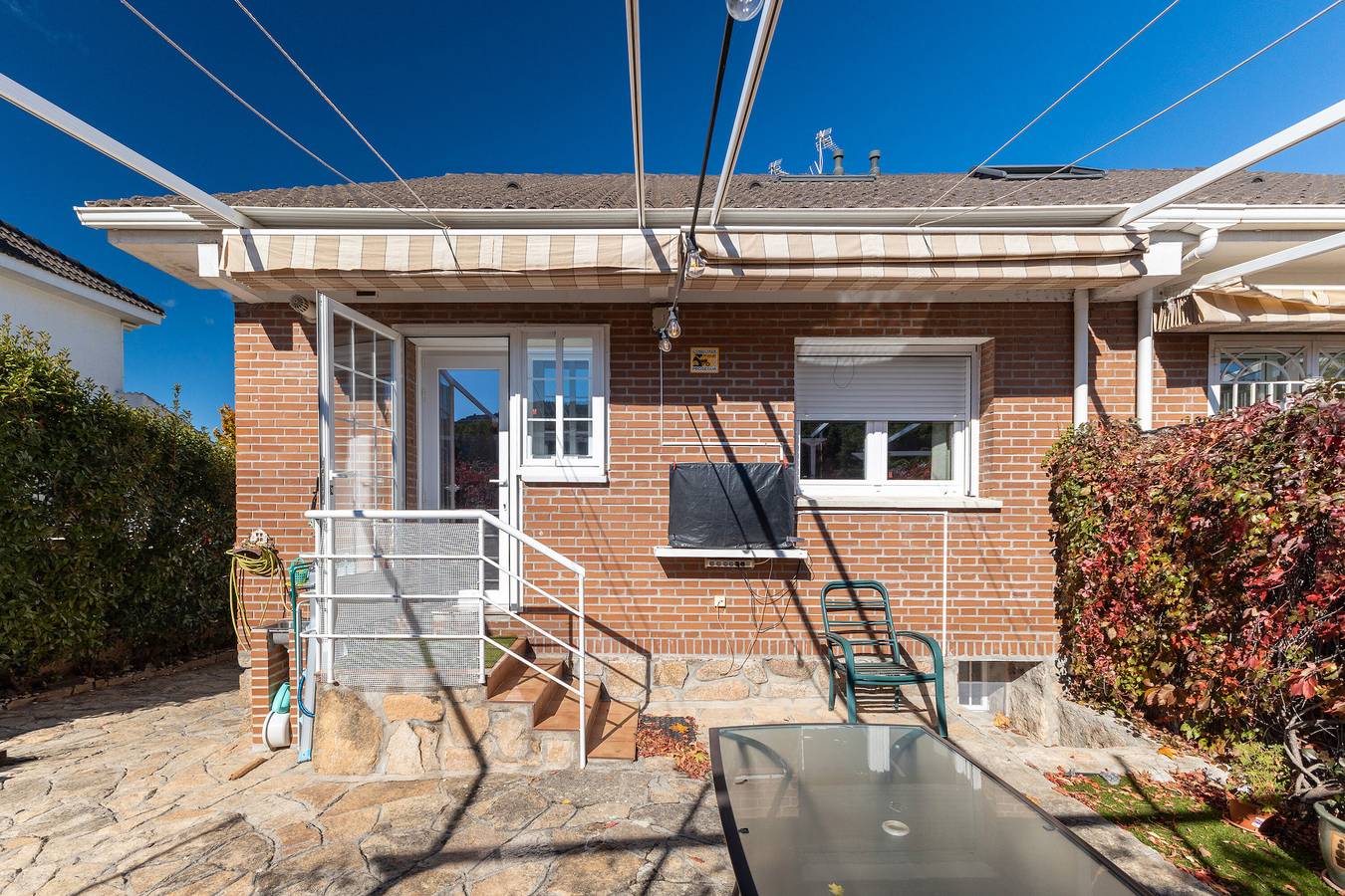 Casa Vacacional 'Plena Naturaleza Moralzarzal' con Vista a la Montaña, Piscina Compartida y Wi-Fi in Moralzarzal, Provincia de Madrid