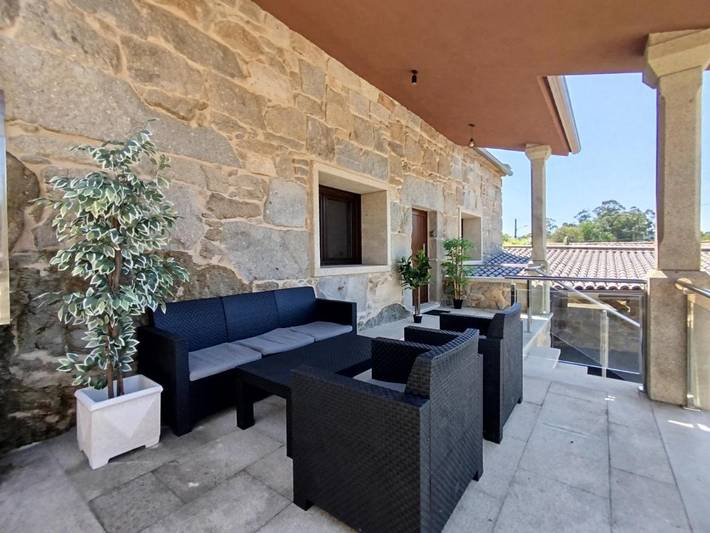 Casa de vacaciones para 6 personas, con vistas y terraza en Meis