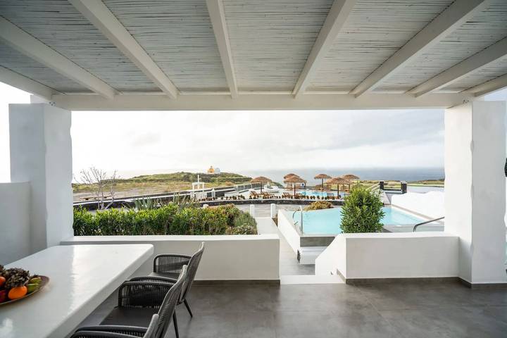 Ferienhaus für 8 Personen, mit Meerblick und Pool sowie Terrasse auf Santorin - 2