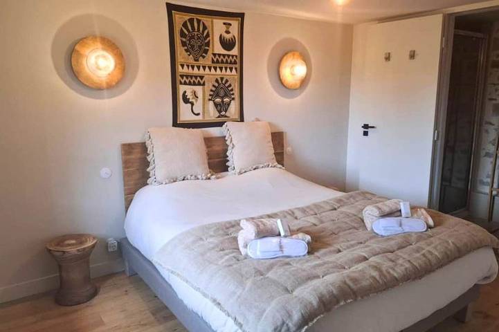 Location de vacances pour 14 personnes, avec jardin à Plouzélambre - 2