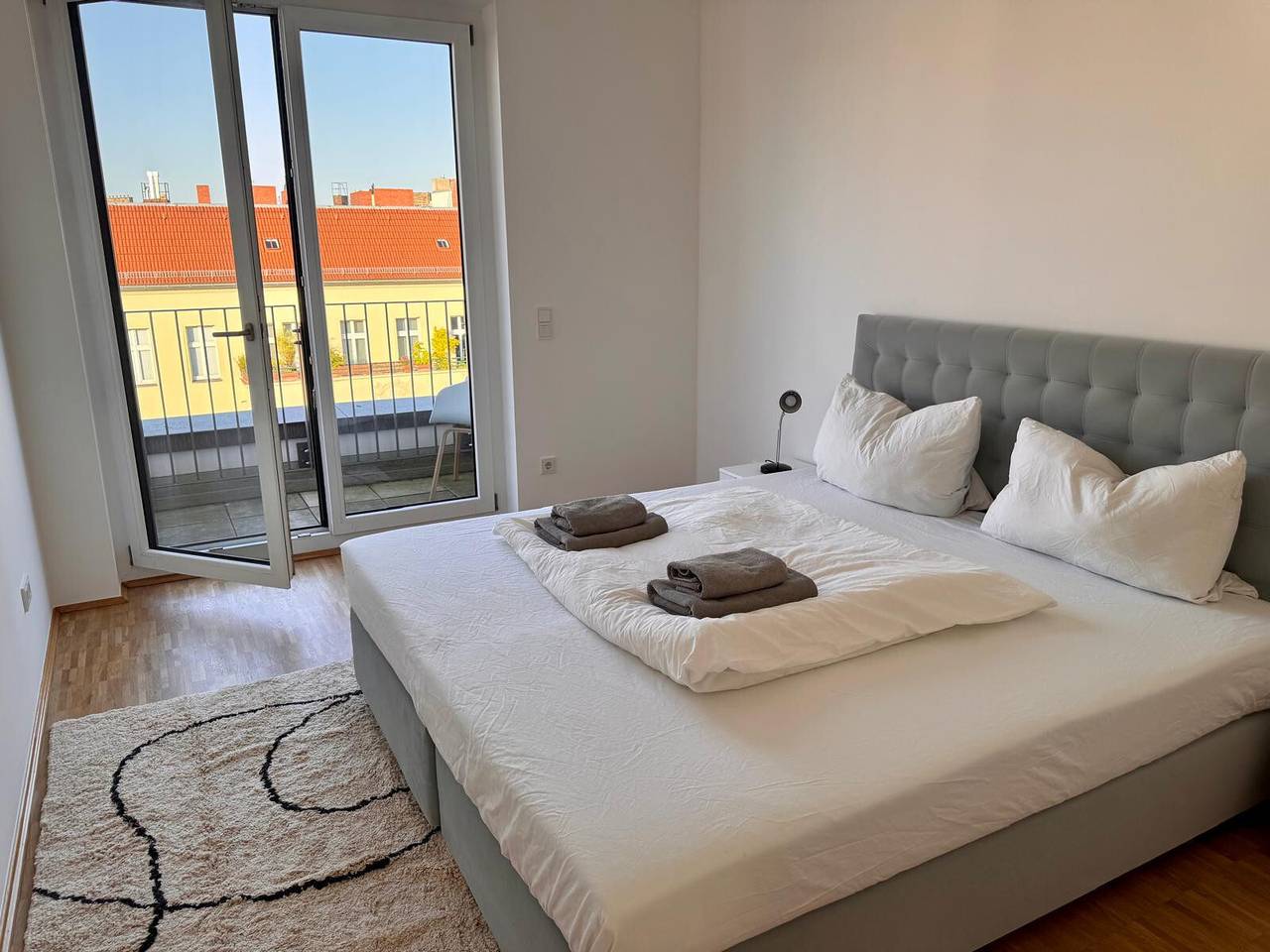 Ganze Wohnung, Apartment 'Stilvolles Zentrum Berlin' mit Balkon und Wlan in Berlin Innenstadt, Berlin