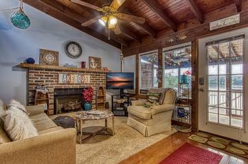 Cabin for 6 Guests in Douglas Lake, Jefferson County (TN), Picture 1