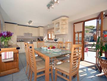 Cottage for 6 People in Aberaeron, Ceredigion, Photo 2