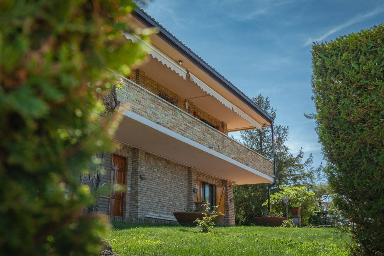 Entire apartment, Villa Il Vecchio Frantoio in Chieti, Chieti Province