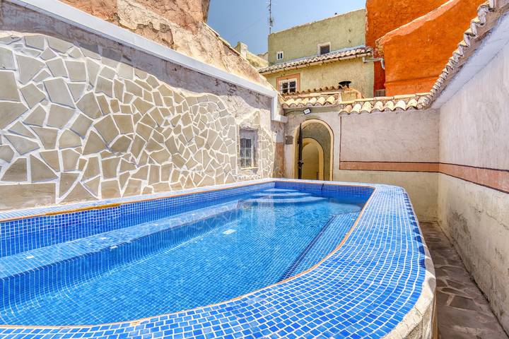 Casa rural para 16 personas en 