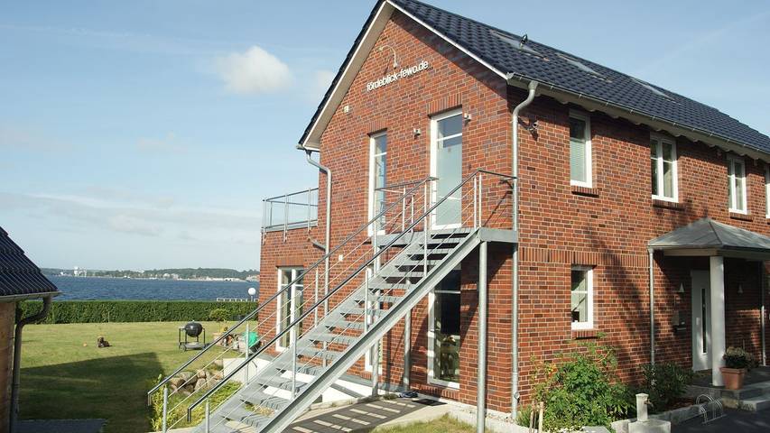 Ferienwohnung für 4 Personen, mit Sauna und Garten sowie Balkon in Heikendorf - 2