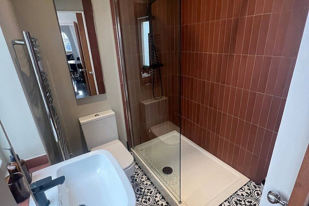 Ferienhaus-Eigenes Badezimmer-Deluxe in Chester, West Cheshire und Chester