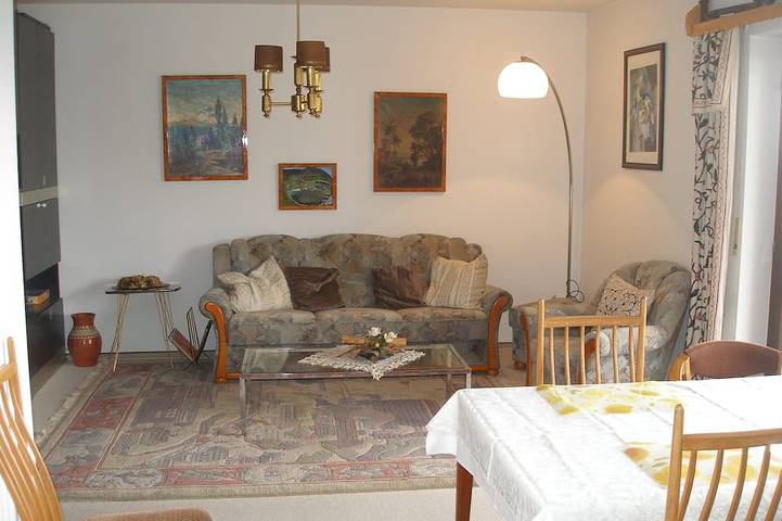 Ferienwohnung für 3 Personen, mit Balkon und Garten in Badenweiler
