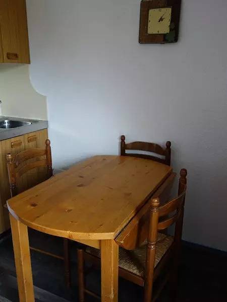 Entire studio, Val Residence D'Huez Apt 202 in Huez, Écrins National Park