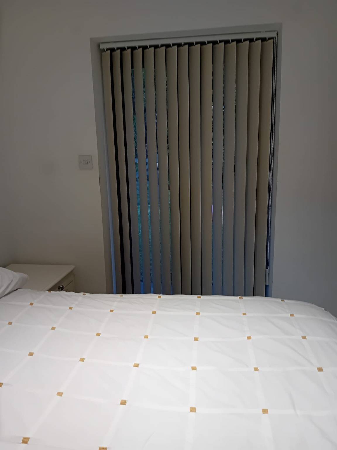 Apartamento vacacional entero, 1Bed Cottage, Sleeps 2 - Mountain Views, Parking in Neath, Neath Port Talbot