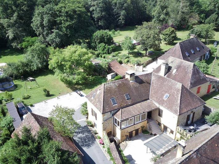 Location de vacances pour 5 personnes, avec Terrasse ainsi que Jardin et Vue à Nabirat
