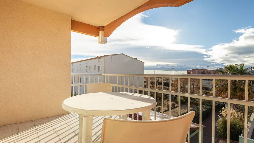 Appartement de vacances pour 6 personnes, avec piscine et balcon