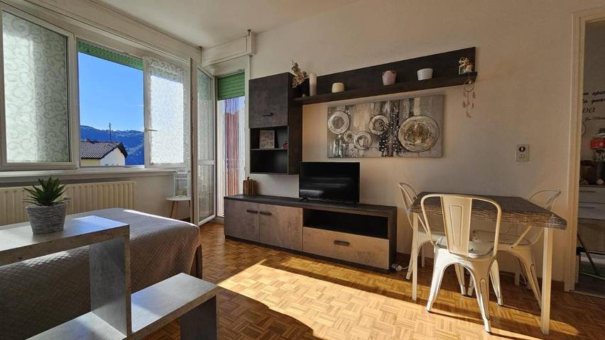 Gîte pour 2 personnes, avec vue ainsi que vue sur le lac et balcon à Campione d'Italia - 2