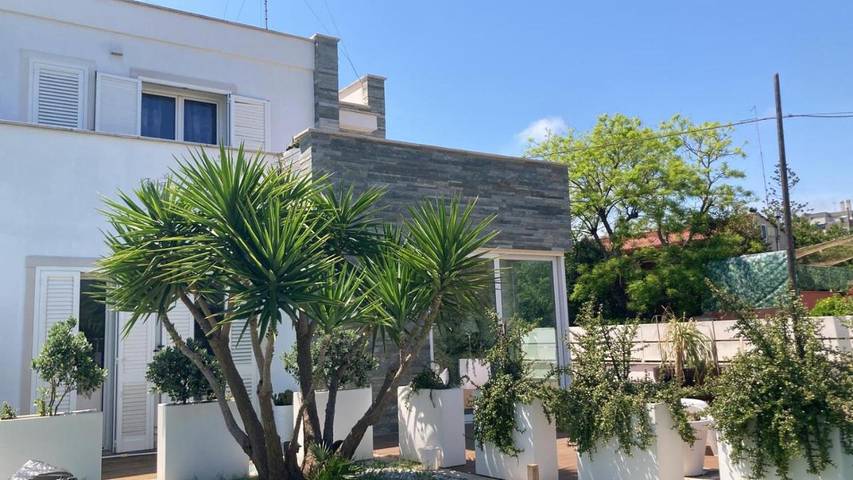 Villa pour 4 personnes, avec balcon et jardin à Bari - 3