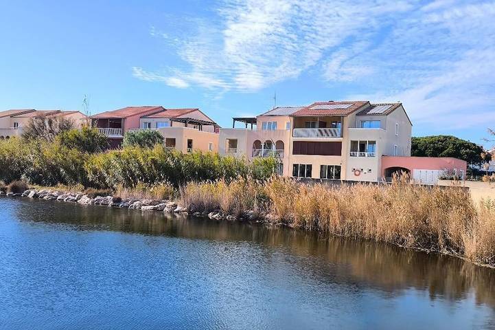 Location de vacances pour 4 personnes, avec piscine et jardin, animaux acceptés à Le Barcarès