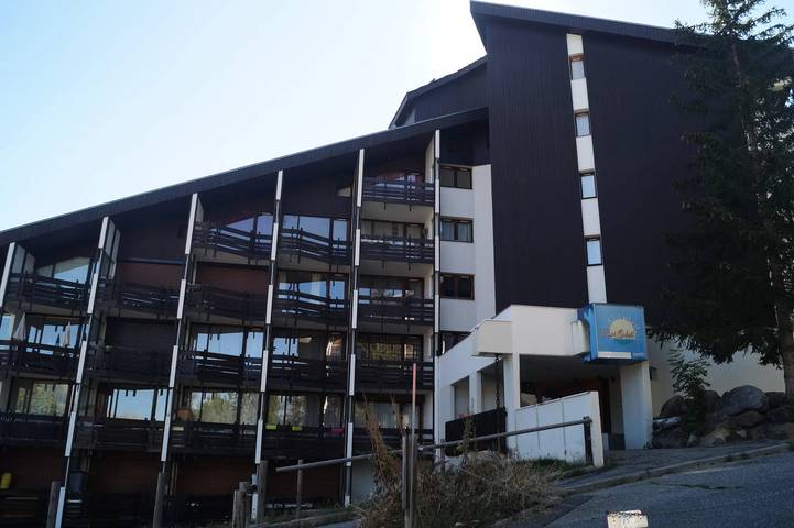 Gîte pour 4 personnes, avec balcon à Enchastrayes - 2